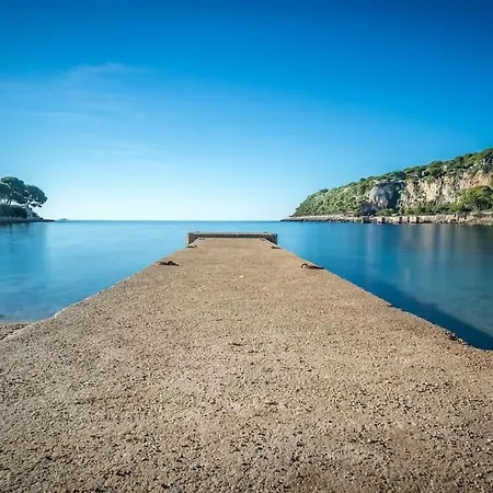 Appartement 2p Neuf Au Coeur De St Jean Cap Ferrat + Parking ! *
