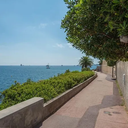 2p Neuf Au Coeur De St Jean Cap Ferrat