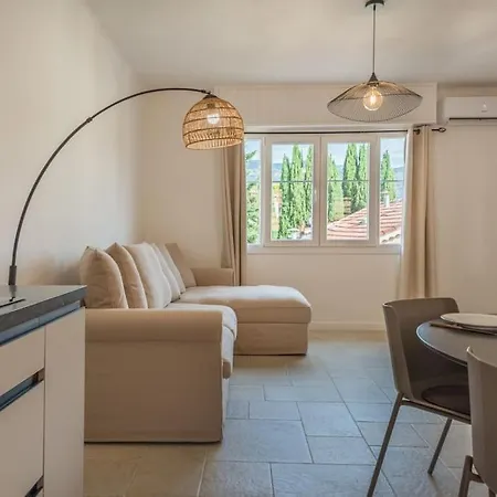 2p Neuf Au Coeur De St Jean Cap Ferrat סנט-ג'אן-קאפ-פראט